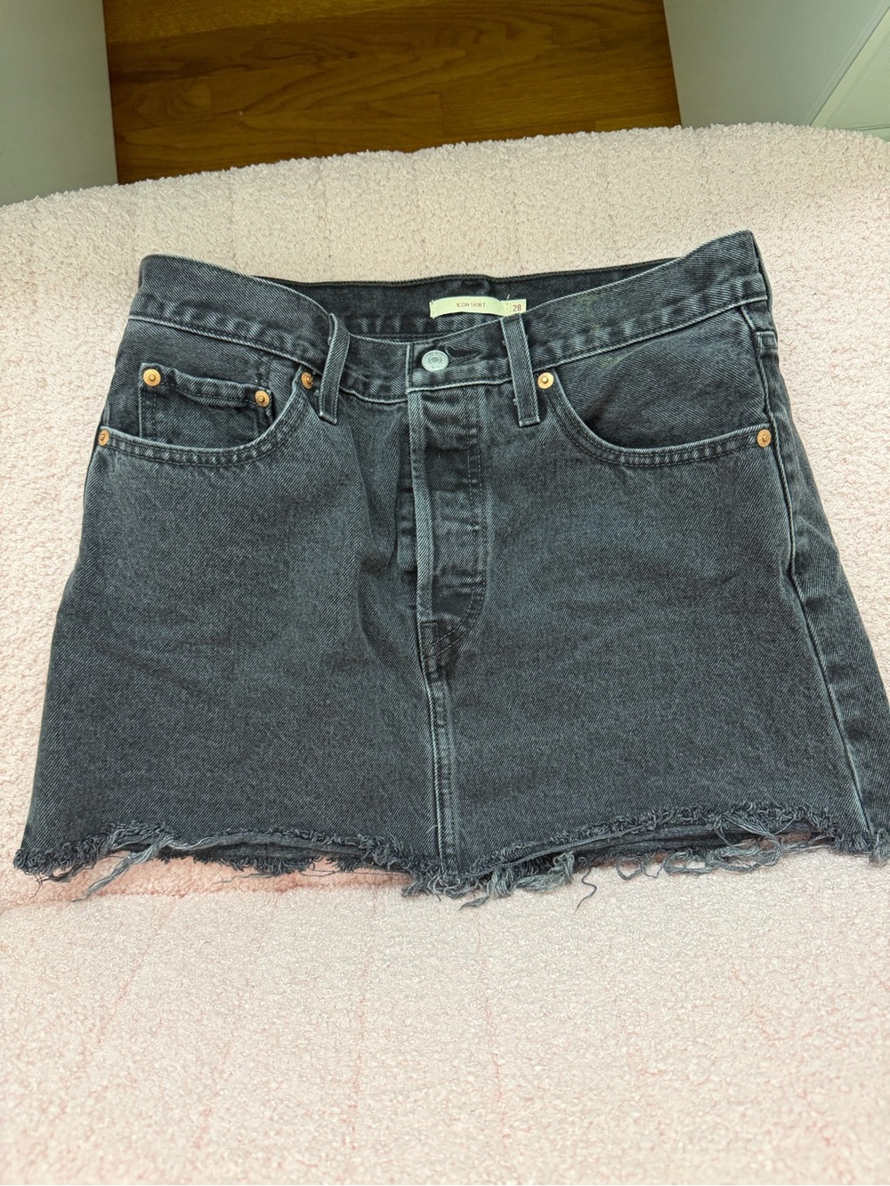 Levi’s Black icon skirt with raw frayed hem